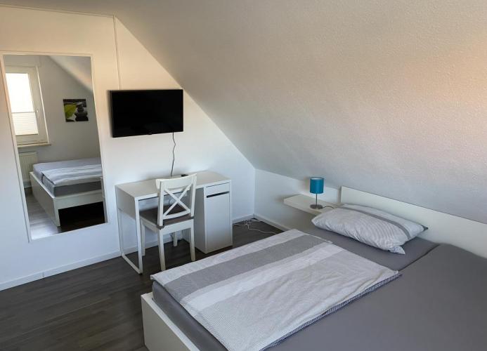 Zimmer 5 mit TV